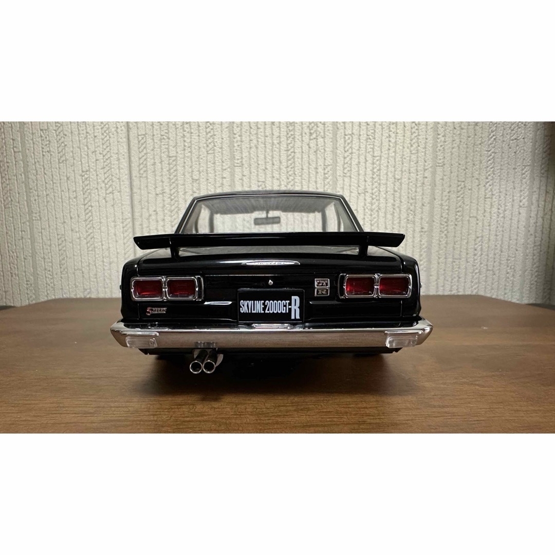 箱無・本体のみ オートアート 1/18スカイライン GT-R KPGC10 箱無・本体のみ オートアート 1/18スカイライン GT-R KPGC10