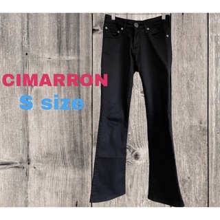 シマロン(CIMARRON)のシマロン　レディース　ブーツカットジパンツ　ブラック　S(カジュアルパンツ)