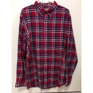 ユニクロ(UNIQLO)のユニクロ 赤 チェックシャツ(Tシャツ/カットソー(七分/長袖))