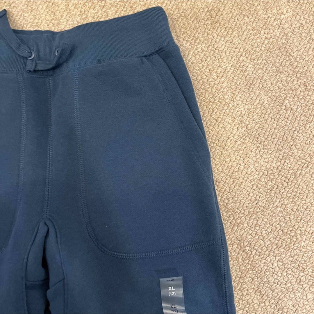 GAP Kids(ギャップキッズ)のGAP裏起毛パンツ12才　150cm キッズ/ベビー/マタニティのキッズ服男の子用(90cm~)(パンツ/スパッツ)の商品写真