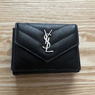 Yves Saint Laurent(折り財布)のフリマアイテム一覧 Yves Saint Laurent(折り財布)のフリマアイテム一覧