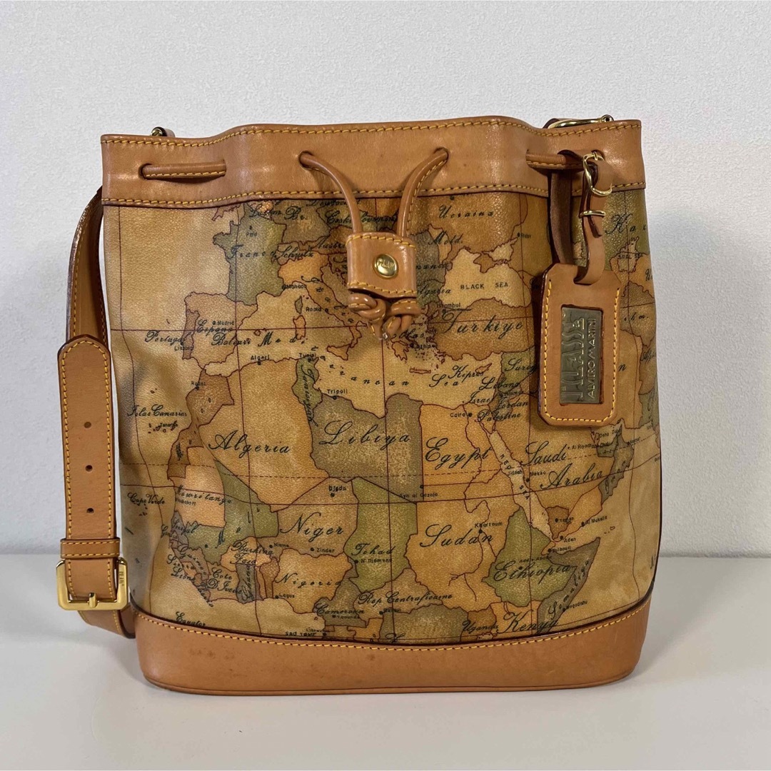 プリマクラッセ ショルダーバッグ 巾着 世界地図 保存袋 カード付