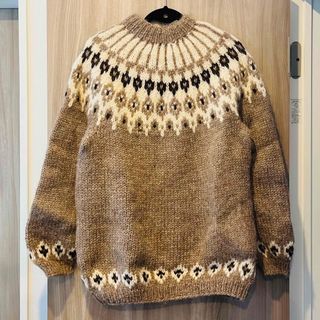 THE HAND KNITTING ASSOCIATION OF ICELAND(ニット/セーター)