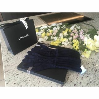 シャネル(CHANEL)の★正規品★CHANEL★ カシミヤ ニット グローブ★ネイビー★送料込み(その他)