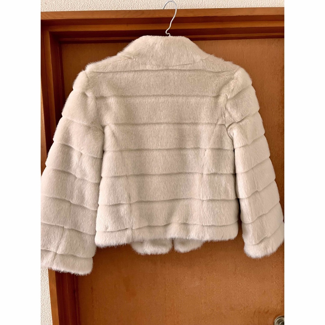 anySiS(エニィスィス)のanysis パーティドレスファーコート  レディースのジャケット/アウター(毛皮/ファーコート)の商品写真