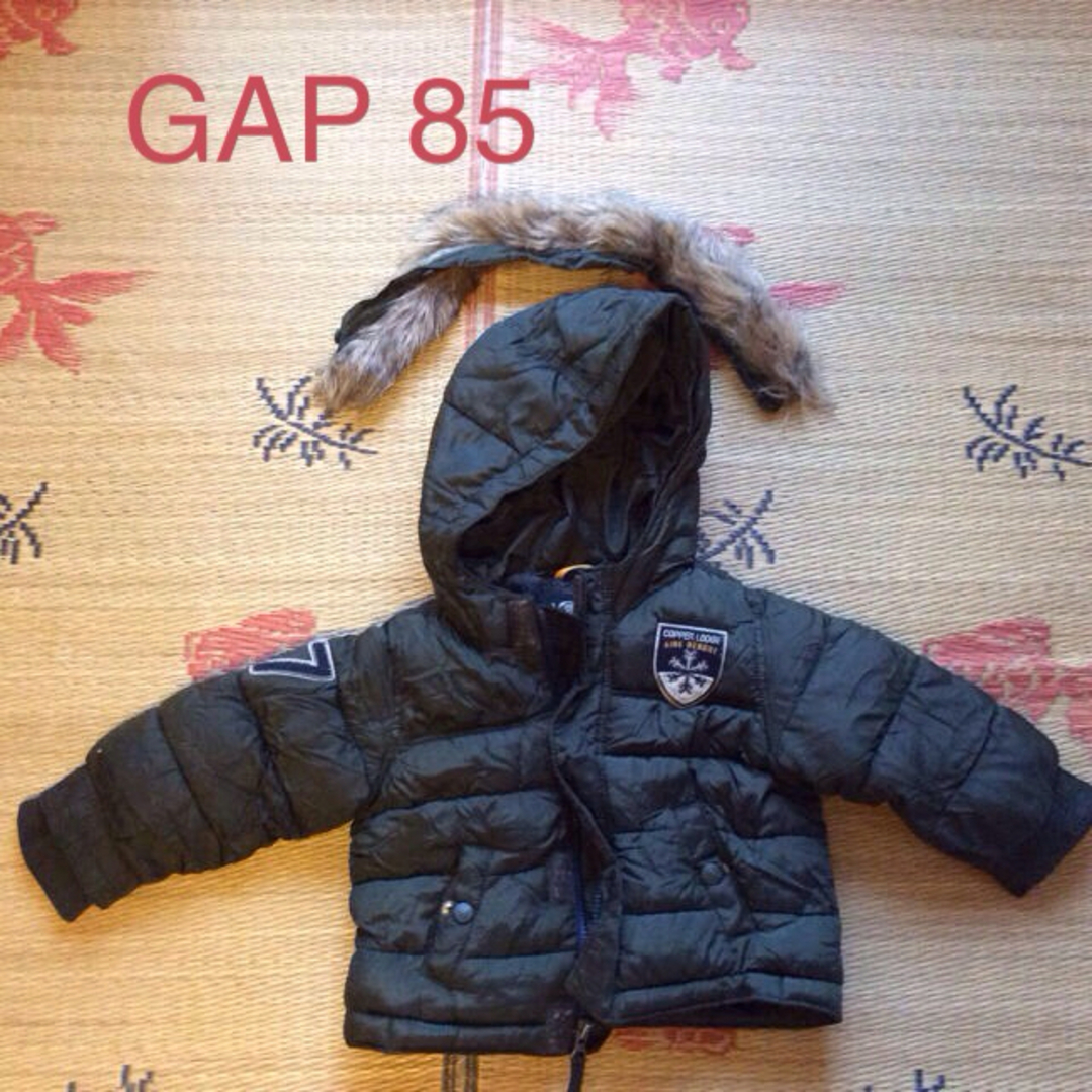 babyGAP(ベビーギャップ)のダウン風ジャケット 80〜90 厚手 キッズ/ベビー/マタニティのベビー服(~85cm)(ジャケット/コート)の商品写真