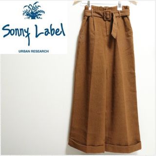 アーバンリサーチサニーレーベル(URBAN RESEARCH SONNY LABEL)のサニーレーベル アーバンリサーチ ベルト付 タックワイドパンツ ブラウン(カジュアルパンツ)