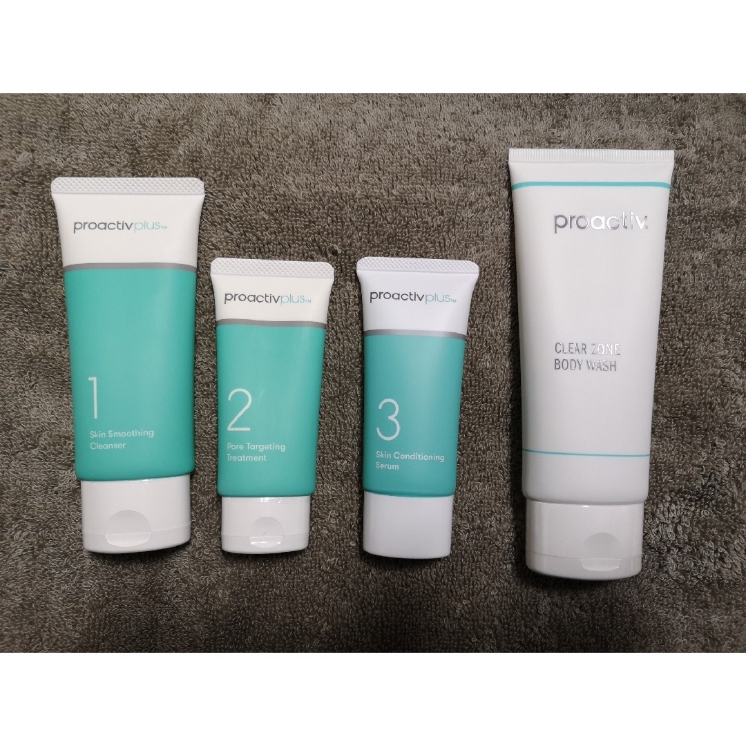 proactiv(プロアクティブ)のプロアクティブ　基本の3ステップセット(30日)＋クリアゾーンボディウォッシュ コスメ/美容のスキンケア/基礎化粧品(洗顔料)の商品写真