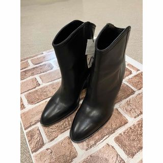 ザラ(ZARA)のZARAショートブーツ23.5cm  37(ブーツ)