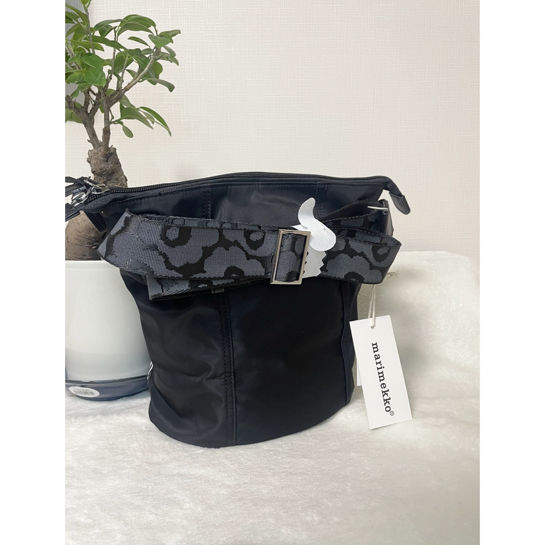 marimekko(マリメッコ)のマリメッコ　Marimekko  ショルダーバッグ　バッグ　新品未使用 レディースのバッグ(ショルダーバッグ)の商品写真