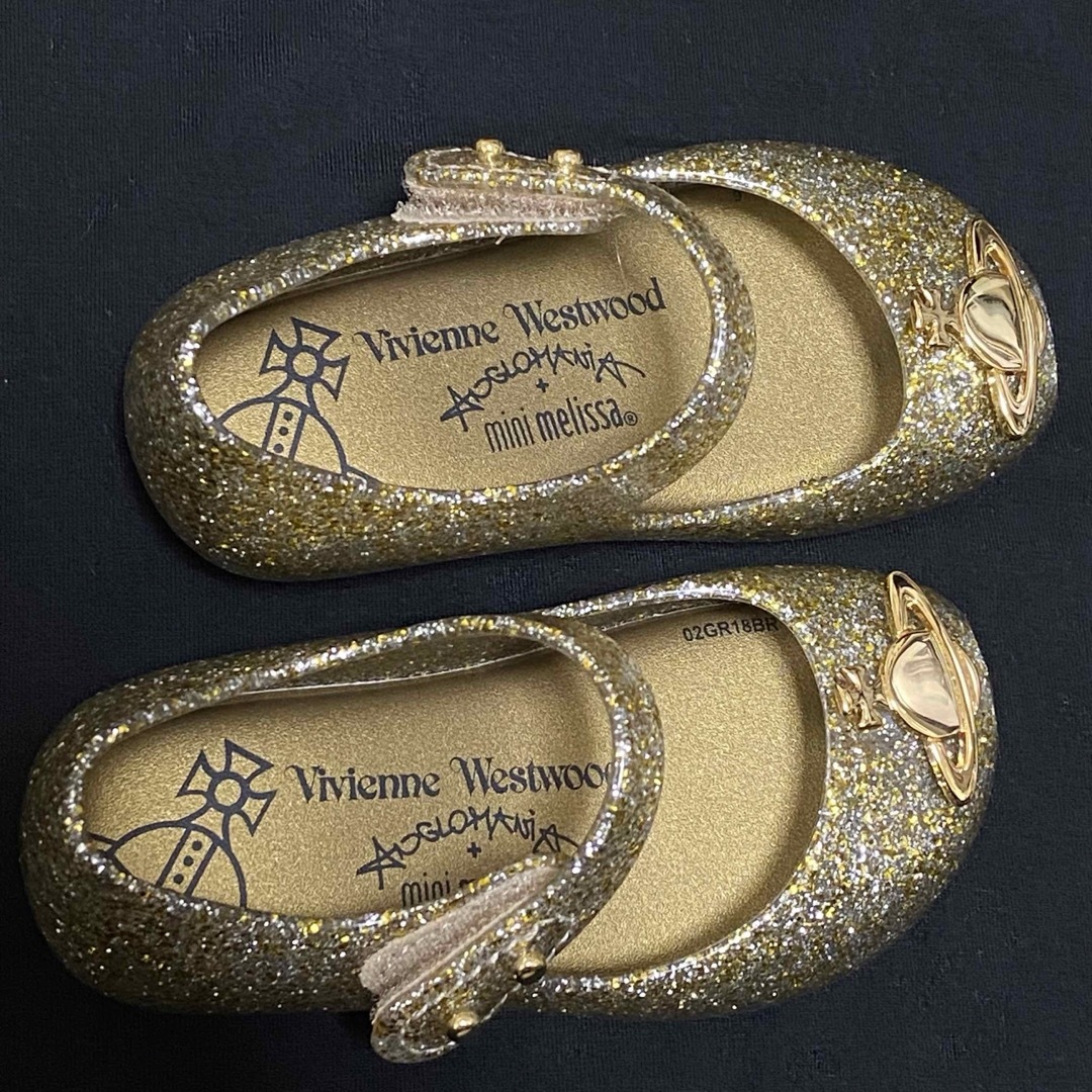 Vivienne Westwood(ヴィヴィアンウエストウッド)の【新品】Vivienne Westwood mini melissa 子ども用靴 キッズ/ベビー/マタニティのベビー靴/シューズ(~14cm)(フォーマルシューズ)の商品写真