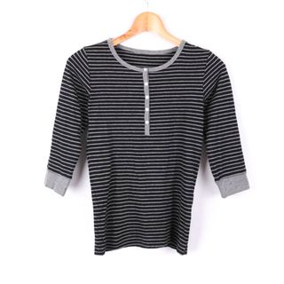 ユニクロ(UNIQLO)のユニクロ 長袖Tシャツ ヘンリーネック ボーダー柄 レディース Mサイズ グレー×ブラック UNIQLO(Tシャツ(長袖/七分))