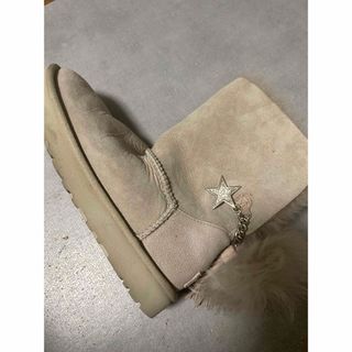 アグ(UGG)のUGGのクリームムートンブーツ星付き(ブーツ)