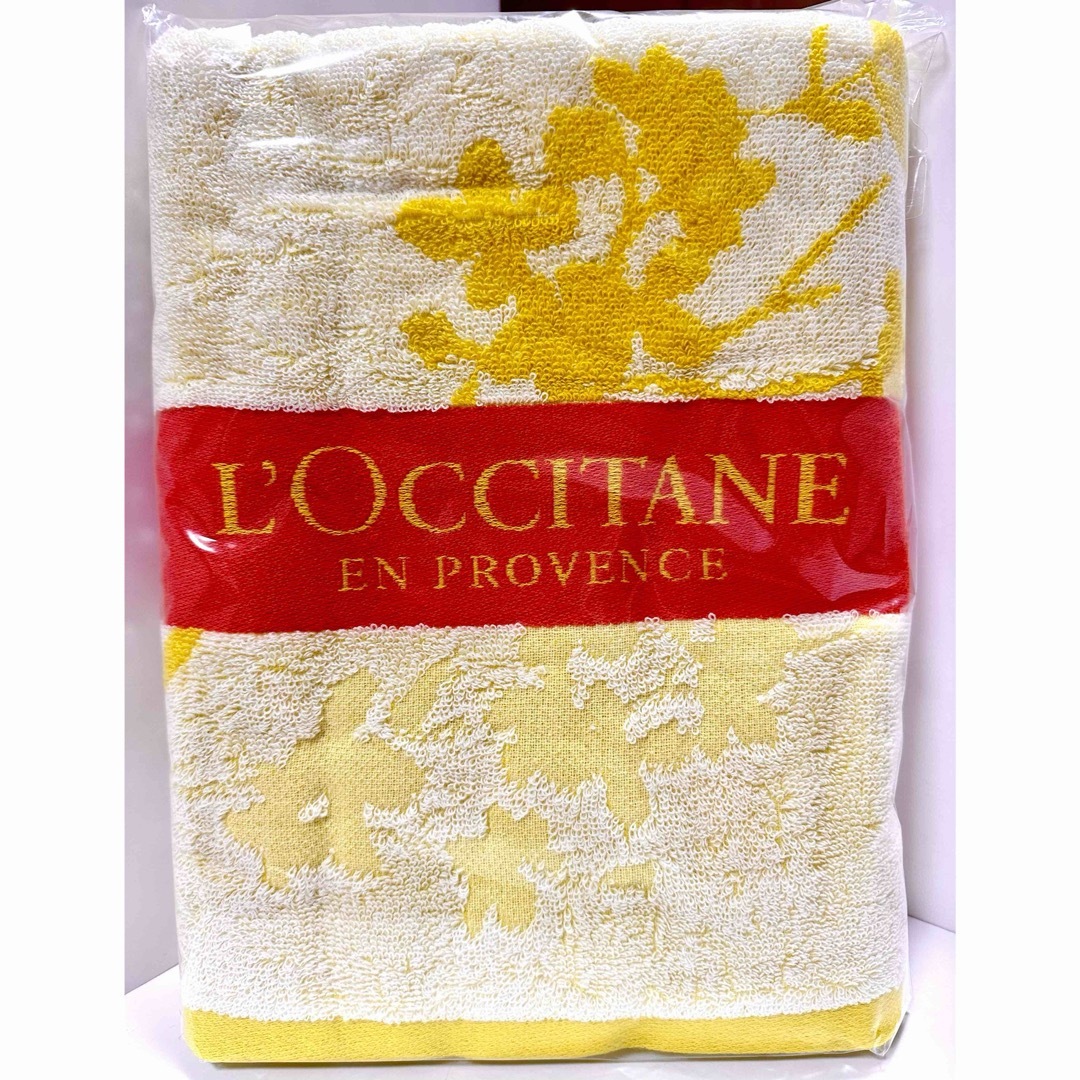 L'OCCITANE(ロクシタン)の新品レア✨ロクシタン オスマンサス バスタオル 非売品 L'OCCITANE インテリア/住まい/日用品の日用品/生活雑貨/旅行(タオル/バス用品)の商品写真