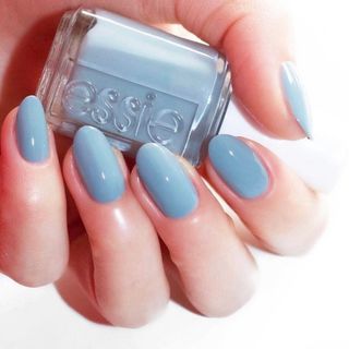 エッシー(Essie)の【新品・匿名配送】1点限り essie nail polish color(マニキュア)