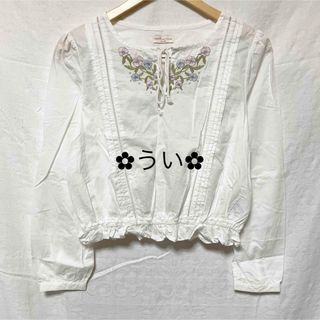 アースミュージックアンドエコロジー(earth music & ecology)の刺繍 ブラウス(シャツ/ブラウス(長袖/七分))