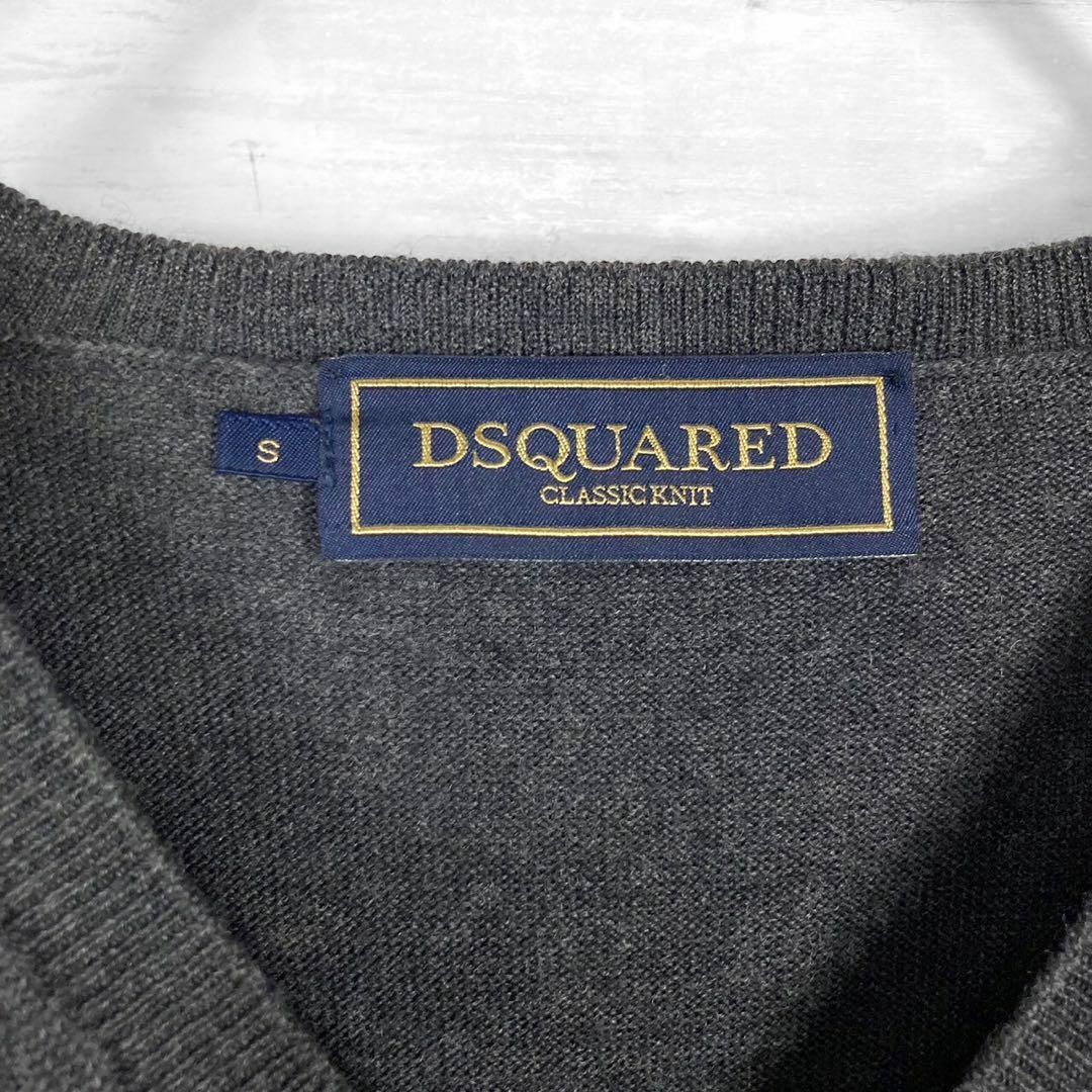 DSQUARED2(ディースクエアード)のディースクエアード Vネック ウールニットセーター イタリア製 ダークグレー メンズのトップス(ニット/セーター)の商品写真