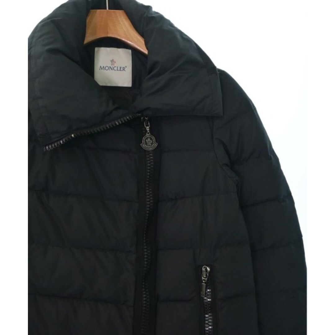 MONCLER(モンクレール)のMONCLER モンクレール ダウンコート 00(XXS位) 黒 【古着】【中古】 レディースのジャケット/アウター(ダウンコート)の商品写真