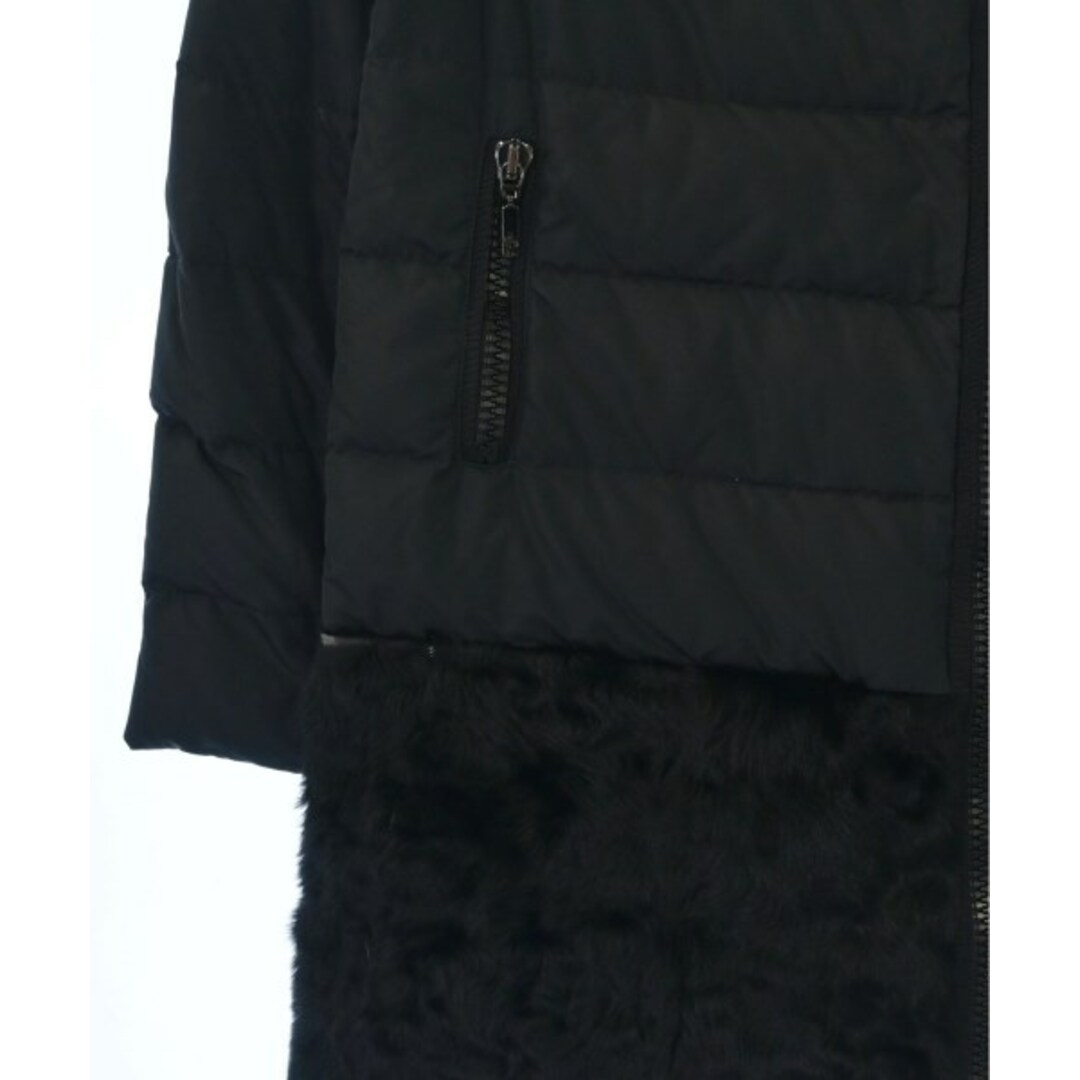 MONCLER(モンクレール)のMONCLER モンクレール ダウンコート 00(XXS位) 黒 【古着】【中古】 レディースのジャケット/アウター(ダウンコート)の商品写真