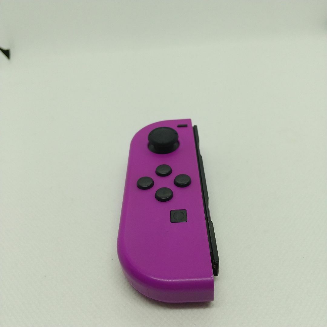 Nintendo Switch(ニンテンドースイッチ)の【希少】①Switch ジョイコン　ネオンパープル　左のみ(L)【任天堂純正品】 エンタメ/ホビーのゲームソフト/ゲーム機本体(家庭用ゲーム機本体)の商品写真