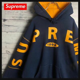 シュプリーム(Supreme)の【希少XLサイズ】シュプリーム☆センター刺繍ビッグアーチロゴ パーカー入手困難(パーカー)