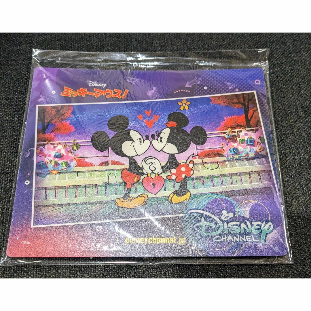 Disney(ディズニー)の【非売品】マウスパッド エンタメ/ホビーのおもちゃ/ぬいぐるみ(キャラクターグッズ)の商品写真