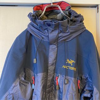 アークテリクス(ARC'TERYX)の名作 絶版 金ロゴ 刺繍 Arcteryx Jacket(マウンテンパーカー)