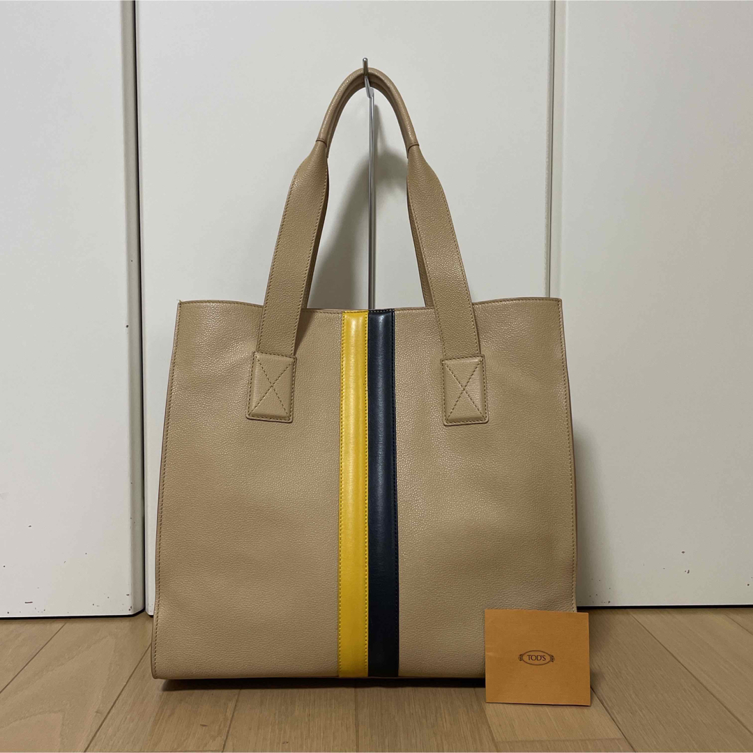 TOD'S - トッズ(TOD'S)ダブルストライプトートバッグ 中古の通販 TOD'S - トッズ(TOD'S)ダブルストライプトートバッグ 中古の通販