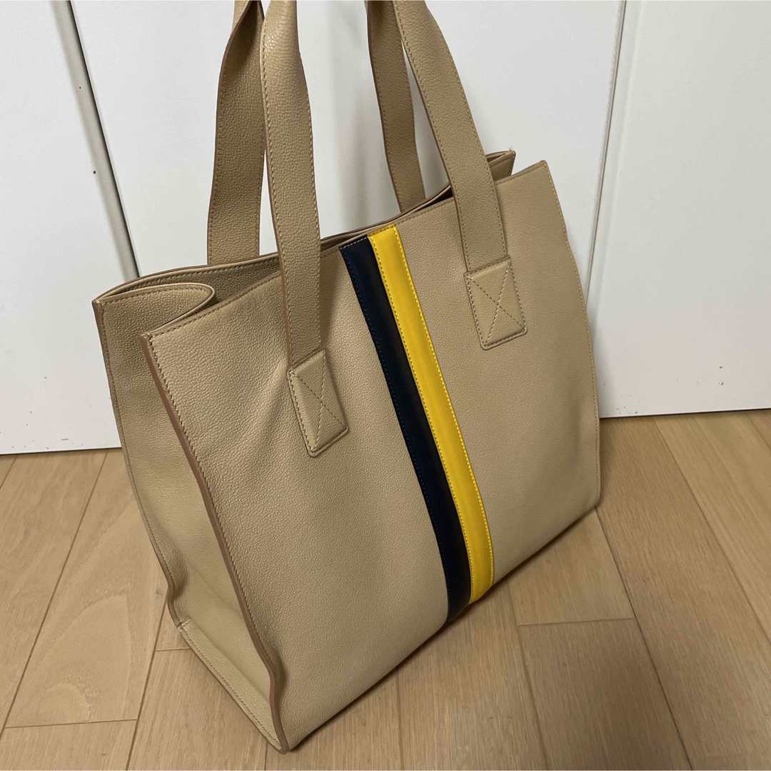 TOD'S - トッズ(TOD'S)ダブルストライプトートバッグ 中古の通販 TOD'S - トッズ(TOD'S)ダブルストライプトートバッグ 中古の通販