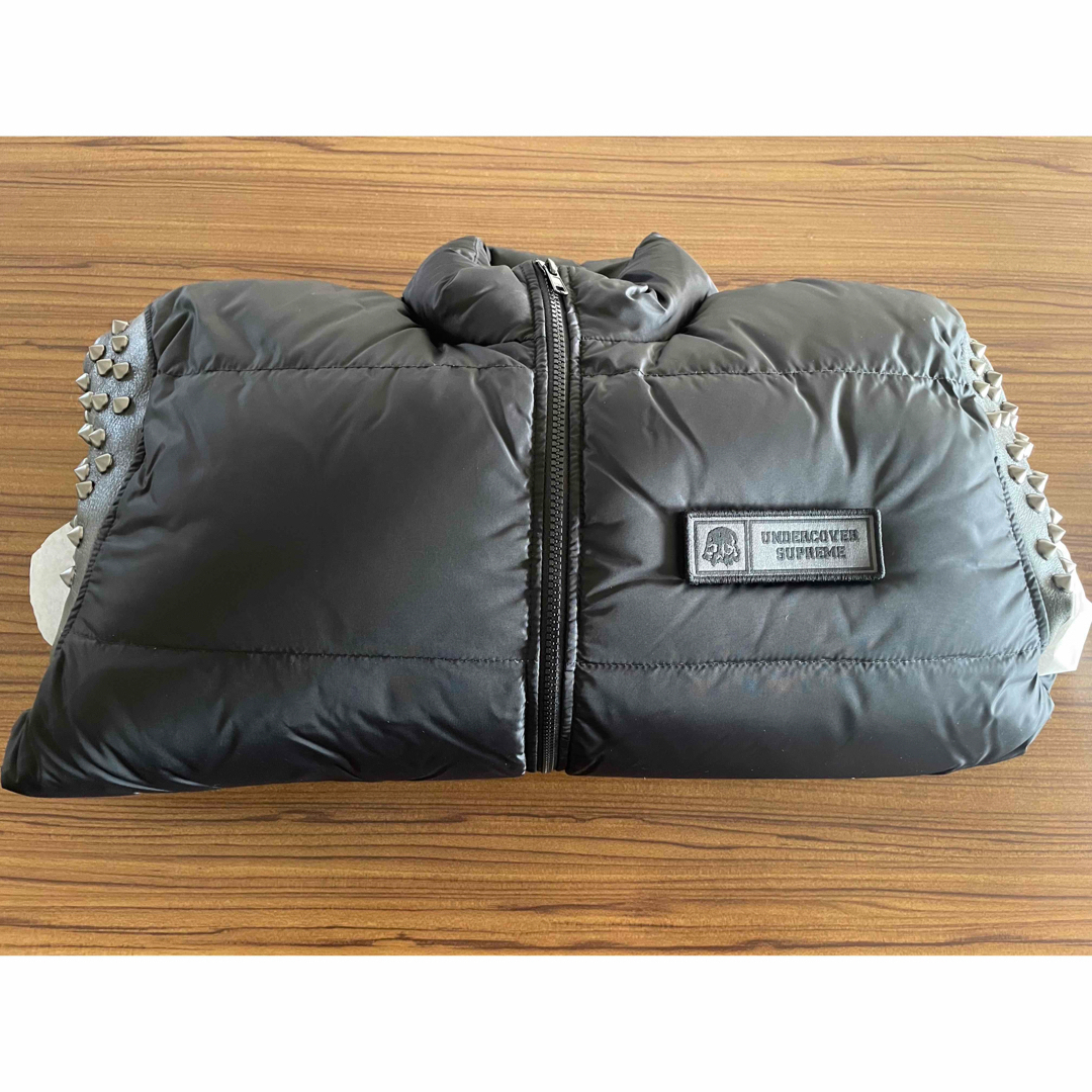 Supreme(シュプリーム)のpinako様専用　supreme UNDERCOVER Puffer  メンズのジャケット/アウター(ダウンジャケット)の商品写真