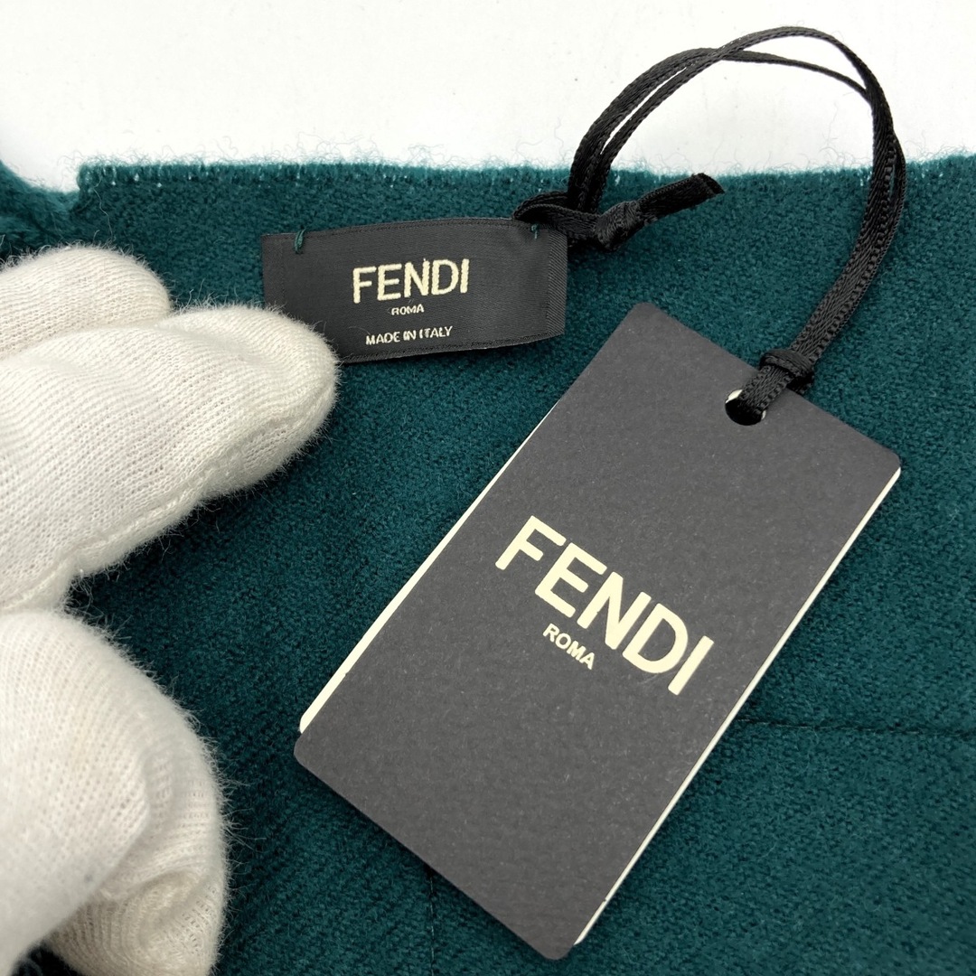 セール 超美品 FENDI フェンディ マフラー ストール ロゴ グリーン 緑 レディース メンズ ファッション 防寒 小物 未使用 タグ付き USED約158cmフリンジ