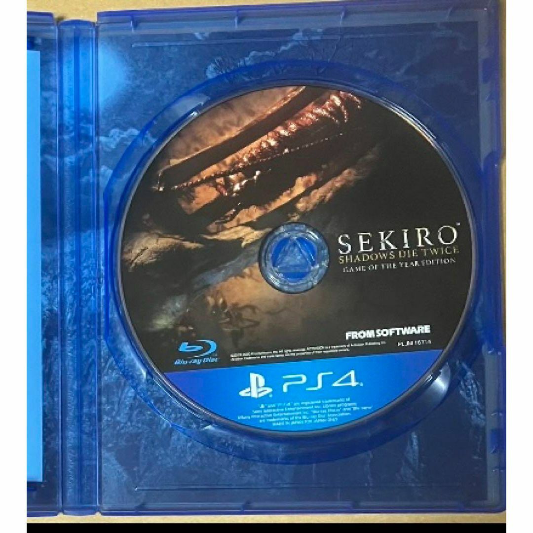 PlayStation4(プレイステーション4)のSEKIRO：SHADOWS DIE TWICE セキロウ PS4 goty エンタメ/ホビーのゲームソフト/ゲーム機本体(家庭用ゲームソフト)の商品写真