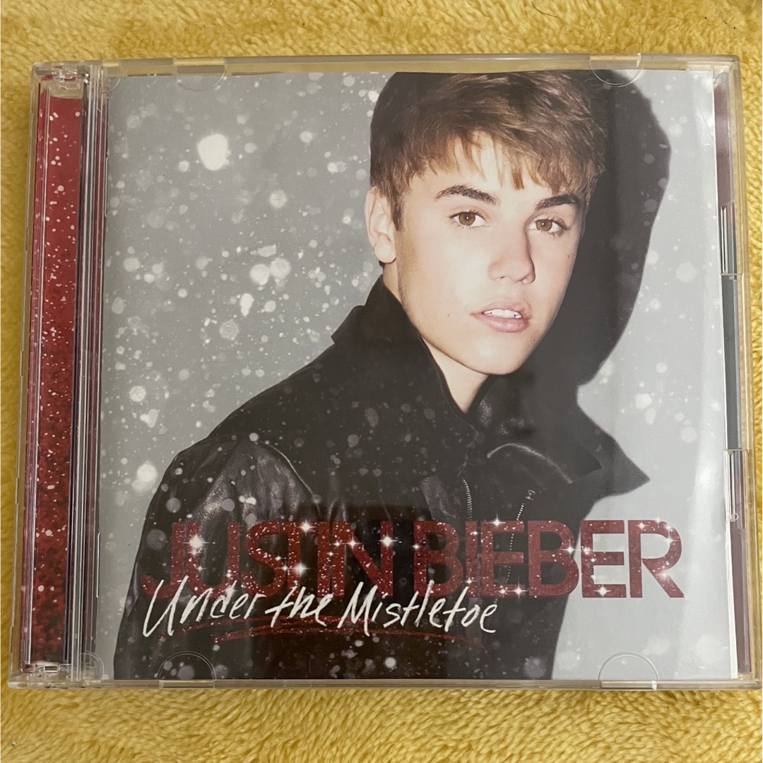 Justin Bieber  Under the Mistletoe エンタメ/ホビーのCD(ポップス/ロック(洋楽))の商品写真