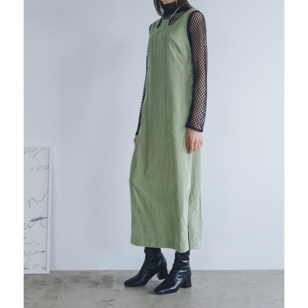 Marte(マルテ)のVelvet Neck Design Dress  sahara レディースのワンピース(ロングワンピース/マキシワンピース)の商品写真