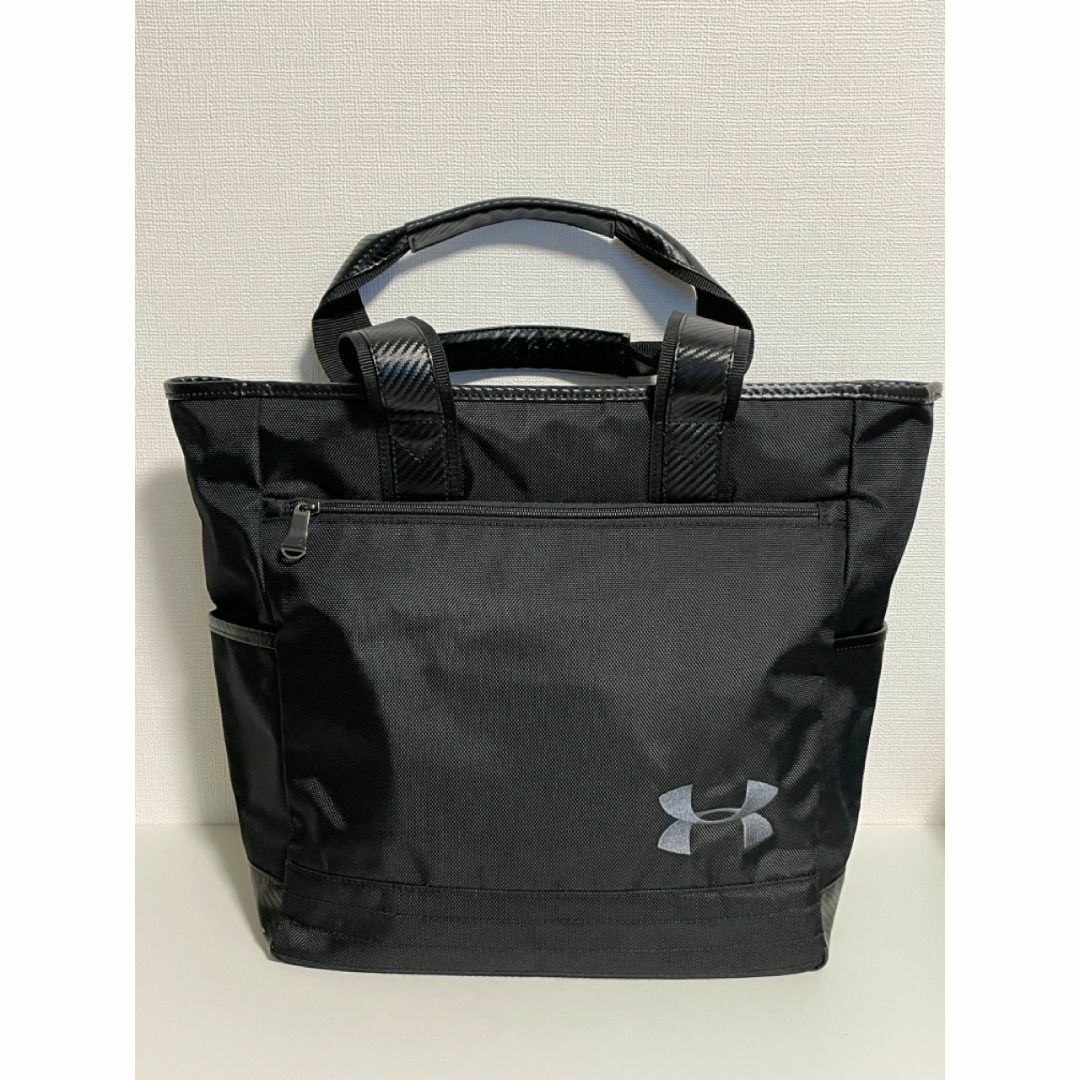 UNDER ARMOUR(アンダーアーマー)のUNDER ARMOUR(アンダーアーマー) トートバッグ　ブラック レディースのバッグ(トートバッグ)の商品写真