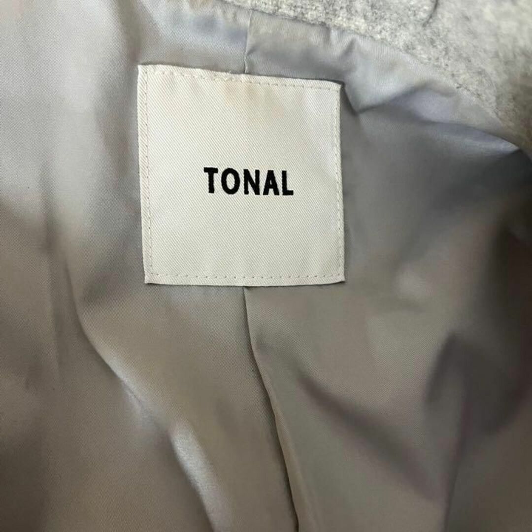 TONAL(トーナル)のTONAL トーナル ウールコート　チェスター　ロング丈　グレー　Sサイズ レディースのジャケット/アウター(チェスターコート)の商品写真