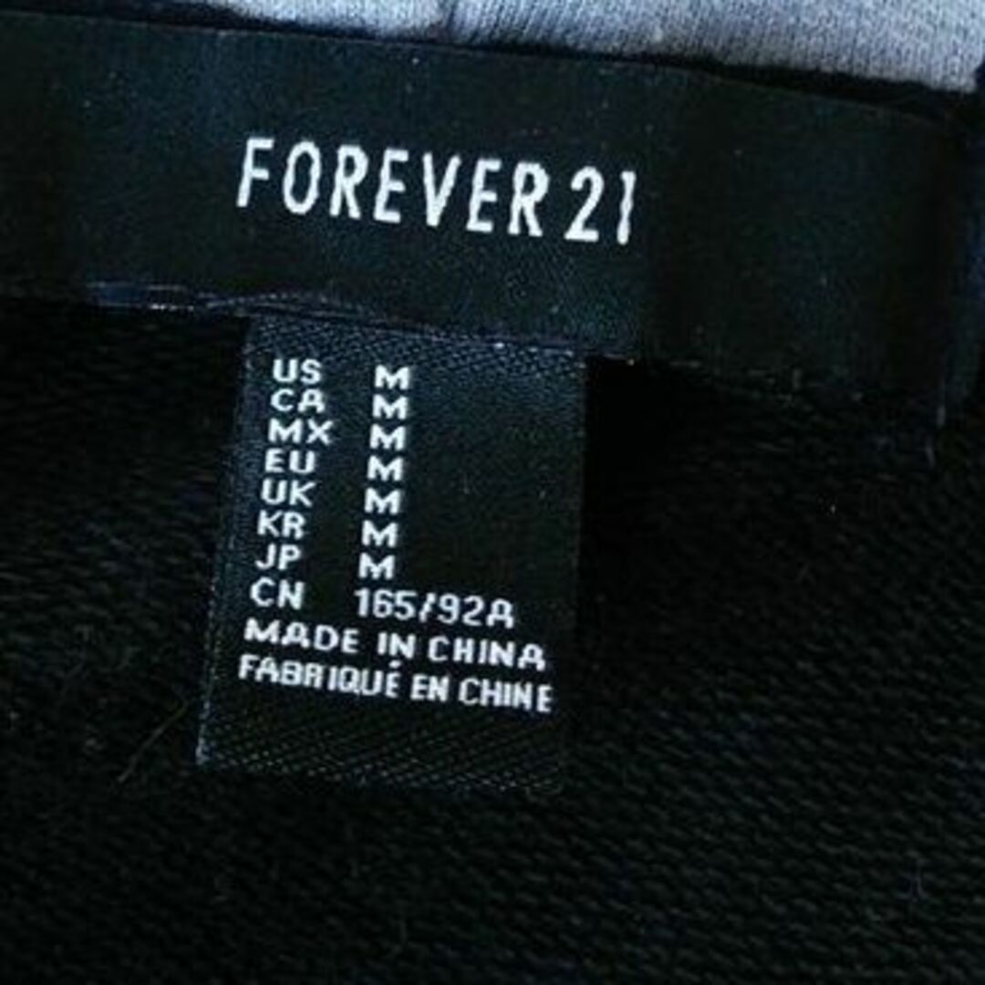 FOREVER 21(フォーエバートゥエンティーワン)のForever21(M)/パーカー ブルゾン レディースのジャケット/アウター(ブルゾン)の商品写真