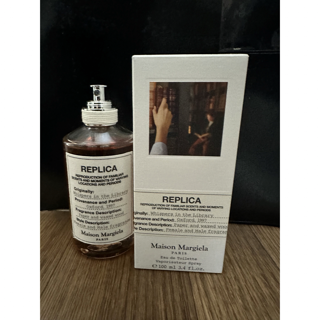 Maison Martin Margiela(マルタンマルジェラ)のマルジェラ　レプリカ　ウィスパーインザライブラリー 100ml コスメ/美容の香水(ユニセックス)の商品写真