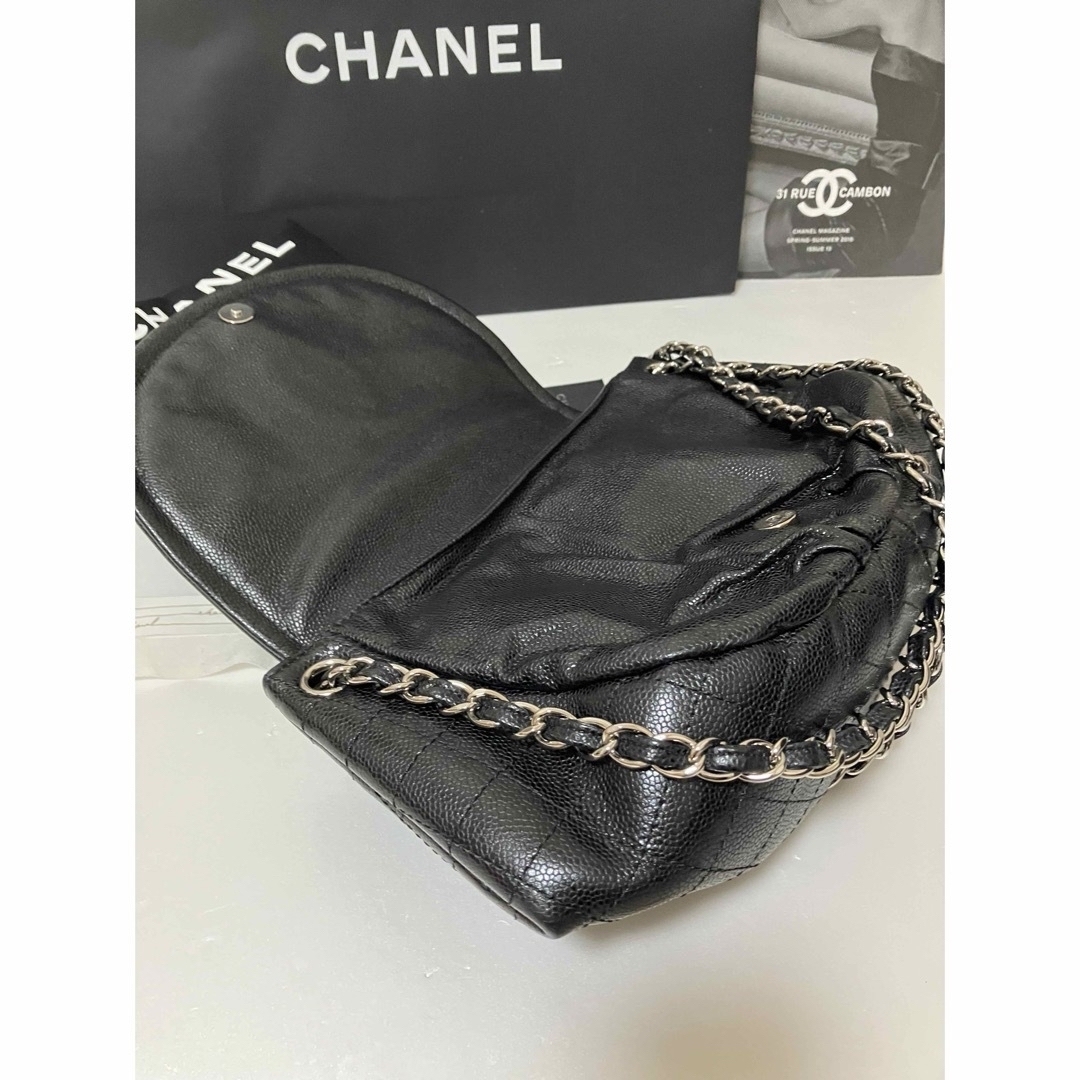 CHANEL(シャネル)の専用♡超美品★ シャネル ハーフムーンチェーン ショルダー バッグ 正規品 レディースのバッグ(ショルダーバッグ)の商品写真