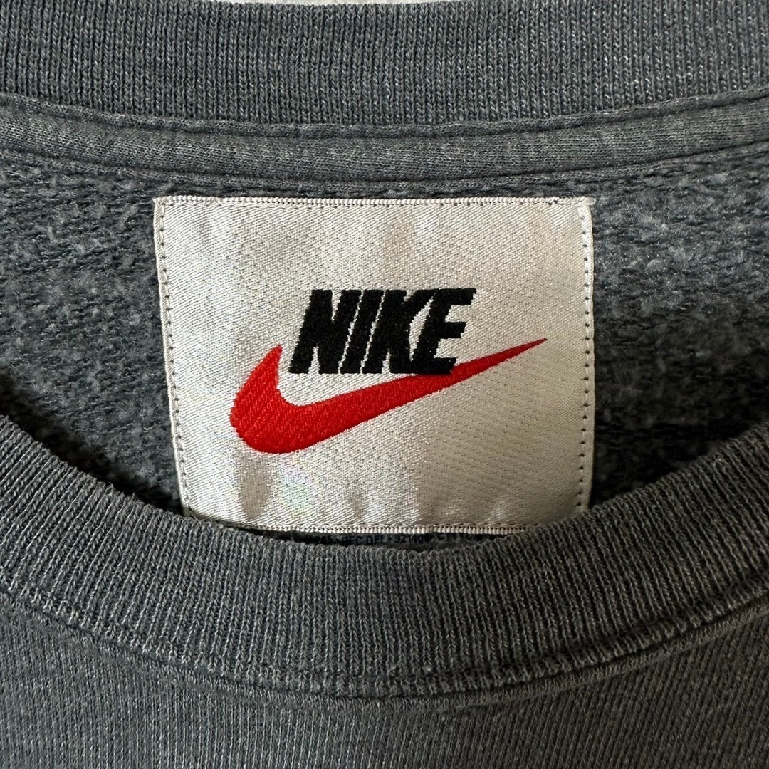 NIKE(ナイキ)のNIKE ナイキ スウェット L 刺繍ロゴ センターロゴ 90s メンズのトップス(スウェット)の商品写真