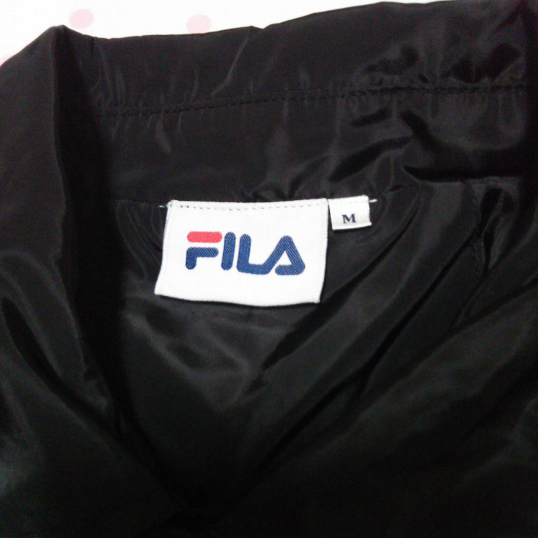 FILA(フィラ)のFILA フィラ ナイロンジャケット アウター ブラック レディース M レディースのジャケット/アウター(ナイロンジャケット)の商品写真