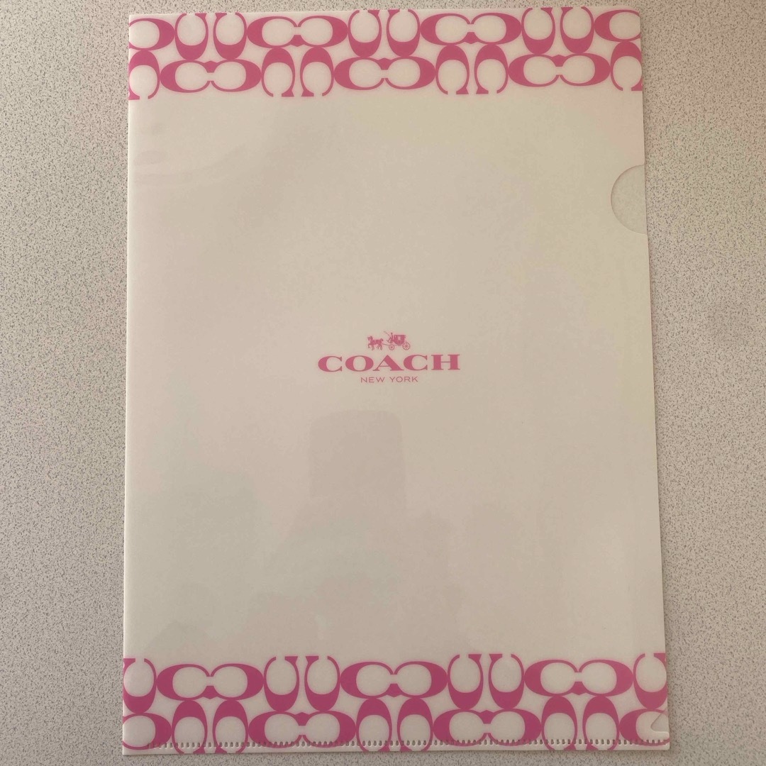 COACH(コーチ)のCOACH　コーチ　かんぽ生命　クリアファイル　A4 インテリア/住まい/日用品の文房具(ファイル/バインダー)の商品写真