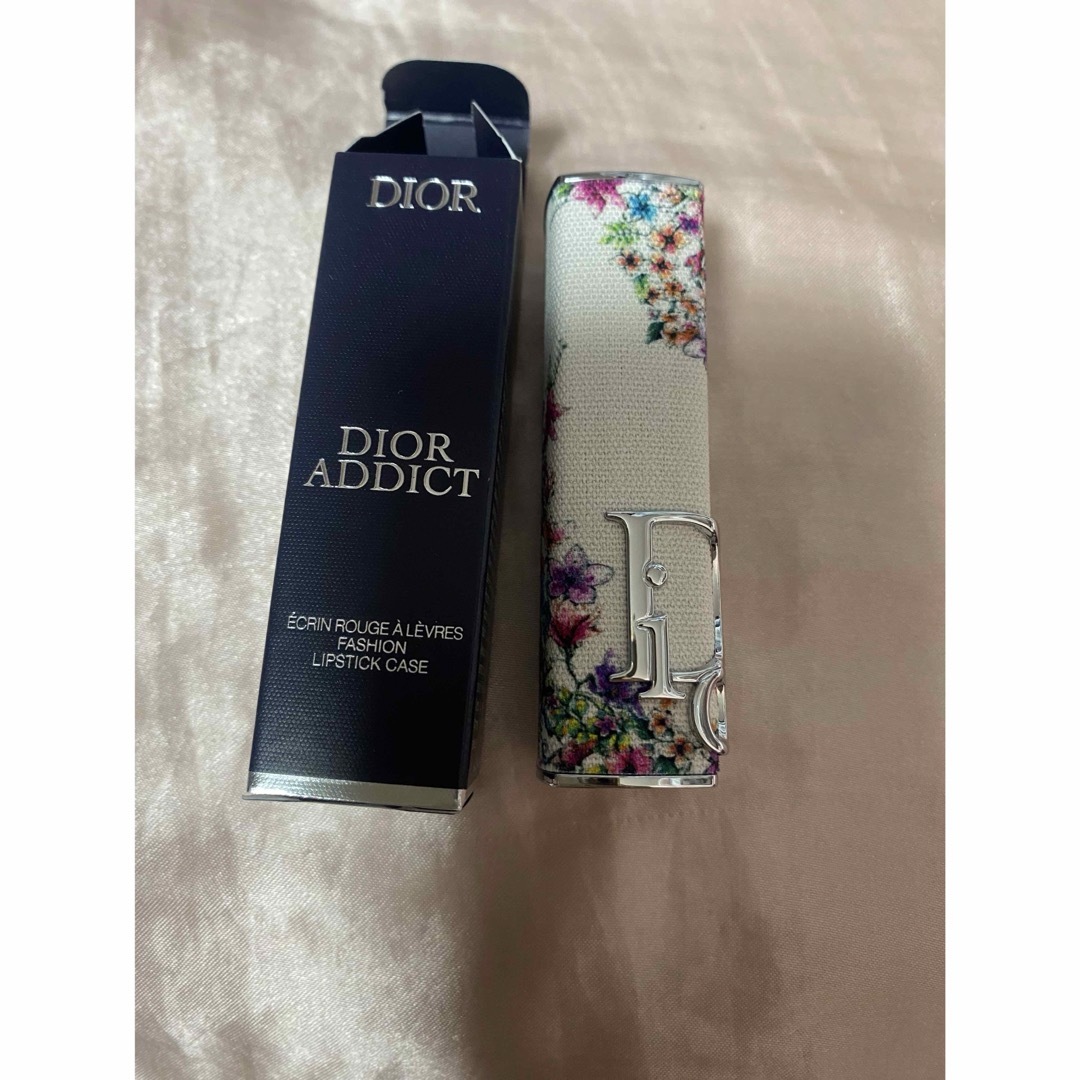 Christian Dior(クリスチャンディオール)の【箱付き、未使用】Dior アディクト　ブルーミング　リップケース ディオール コスメ/美容のコスメ/美容 その他(その他)の商品写真