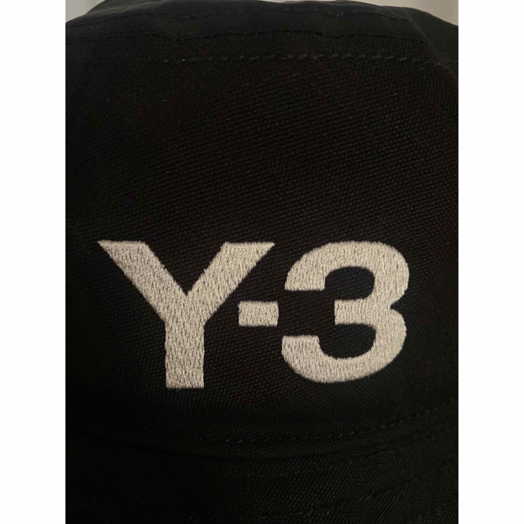 Y-3(ワイスリー)のY-3 バケットハット 新品未使用 メンズの帽子(ハット)の商品写真