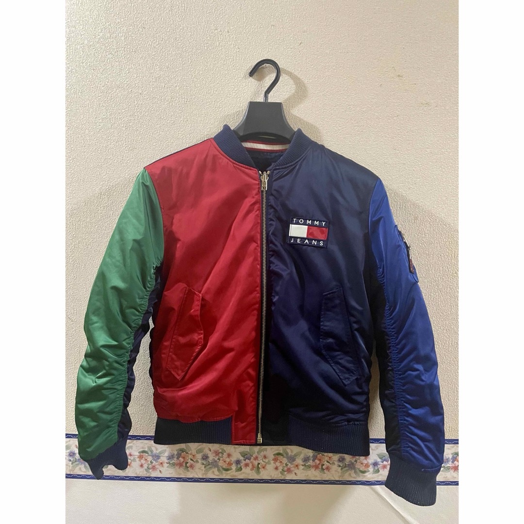 Tommy Jeans トミージーンズ　リバーシブルボンバージャケット