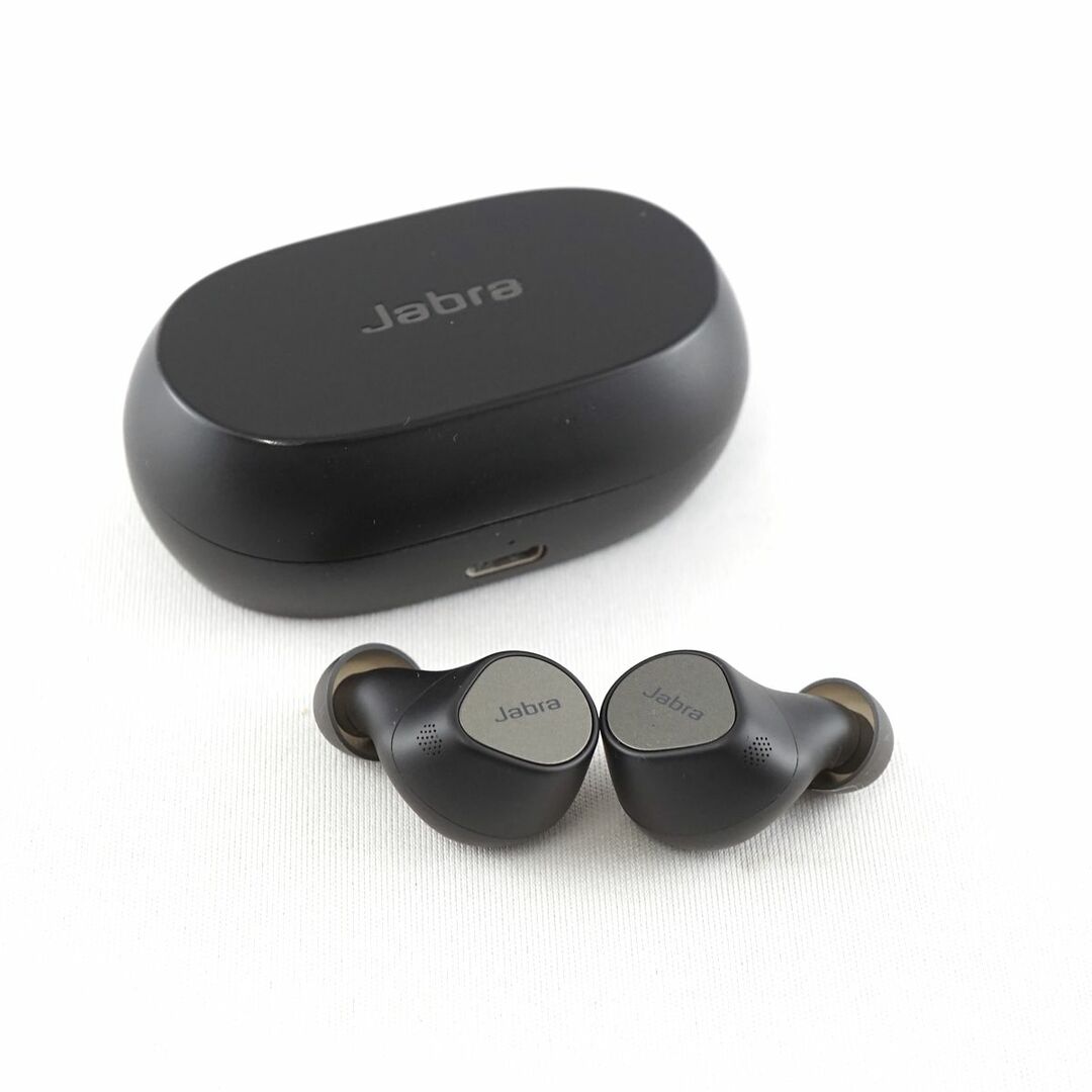 Jabra Elite7 Pro 完全ワイヤレスイヤホン USED美品 ノイズキャンセリング ANC ヒアスルー機能 IP57 マイク Qi対応 完動品 S V9728 スマホ/家電/カメラのオーディオ機器(ヘッドフォン/イヤフォン)の商品写真