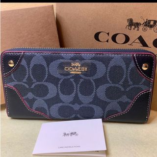 コーチ(COACH)の新品　COACH　長財布　ラウンドファスナー　デニム　シグネチャー　小銭入れ有(財布)