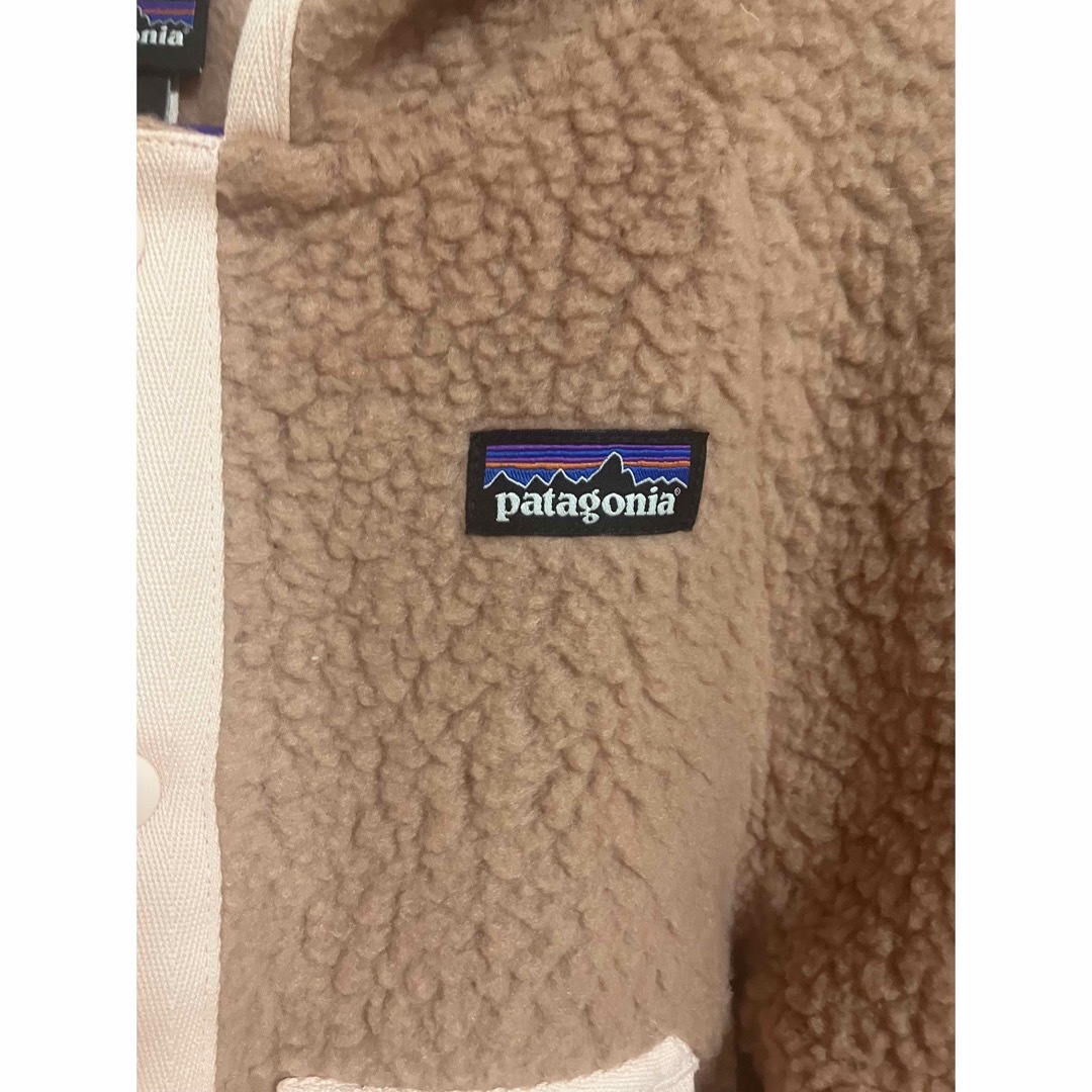 patagonia(パタゴニア)のパタゴニア　フリースジャケット　新品未使用 キッズ/ベビー/マタニティのキッズ服女の子用(90cm~)(ジャケット/上着)の商品写真