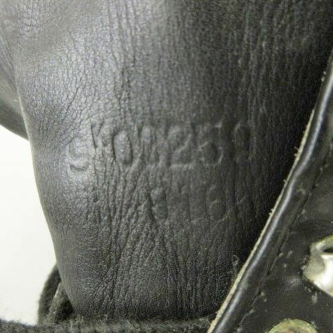 REDWING(レッドウィング)のレッドウィング クラシックラウンド 8165 ブーツ 7.5 黒 ■U90 メンズの靴/シューズ(ブーツ)の商品写真