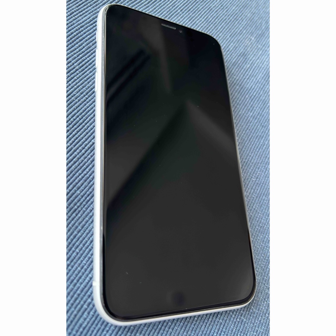 iPhone(アイフォーン)のiPhone XR 64GB ホワイト本体美品 スマホ/家電/カメラのスマートフォン/携帯電話(スマートフォン本体)の商品写真